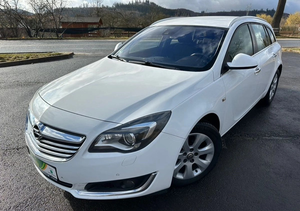 Opel Insignia cena 27999 przebieg: 226000, rok produkcji 2015 z Skoczów małe 121